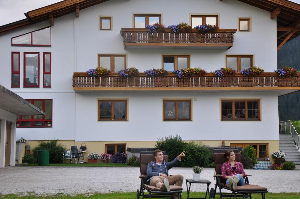 Отель Haus Alpina Берванг Экстерьер фото